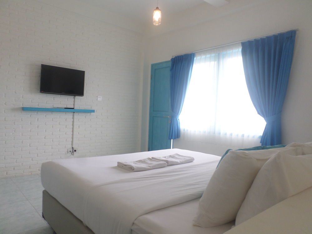 Paras Paros Marina Lodge Sanur Esterno foto