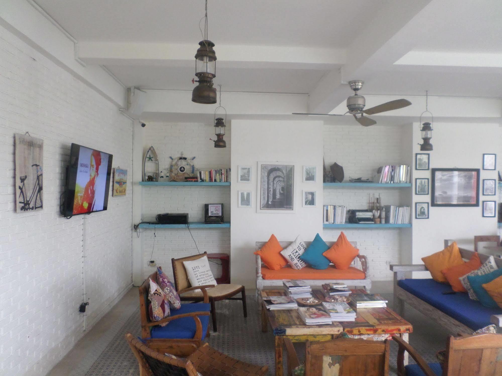 Paras Paros Marina Lodge Sanur Esterno foto