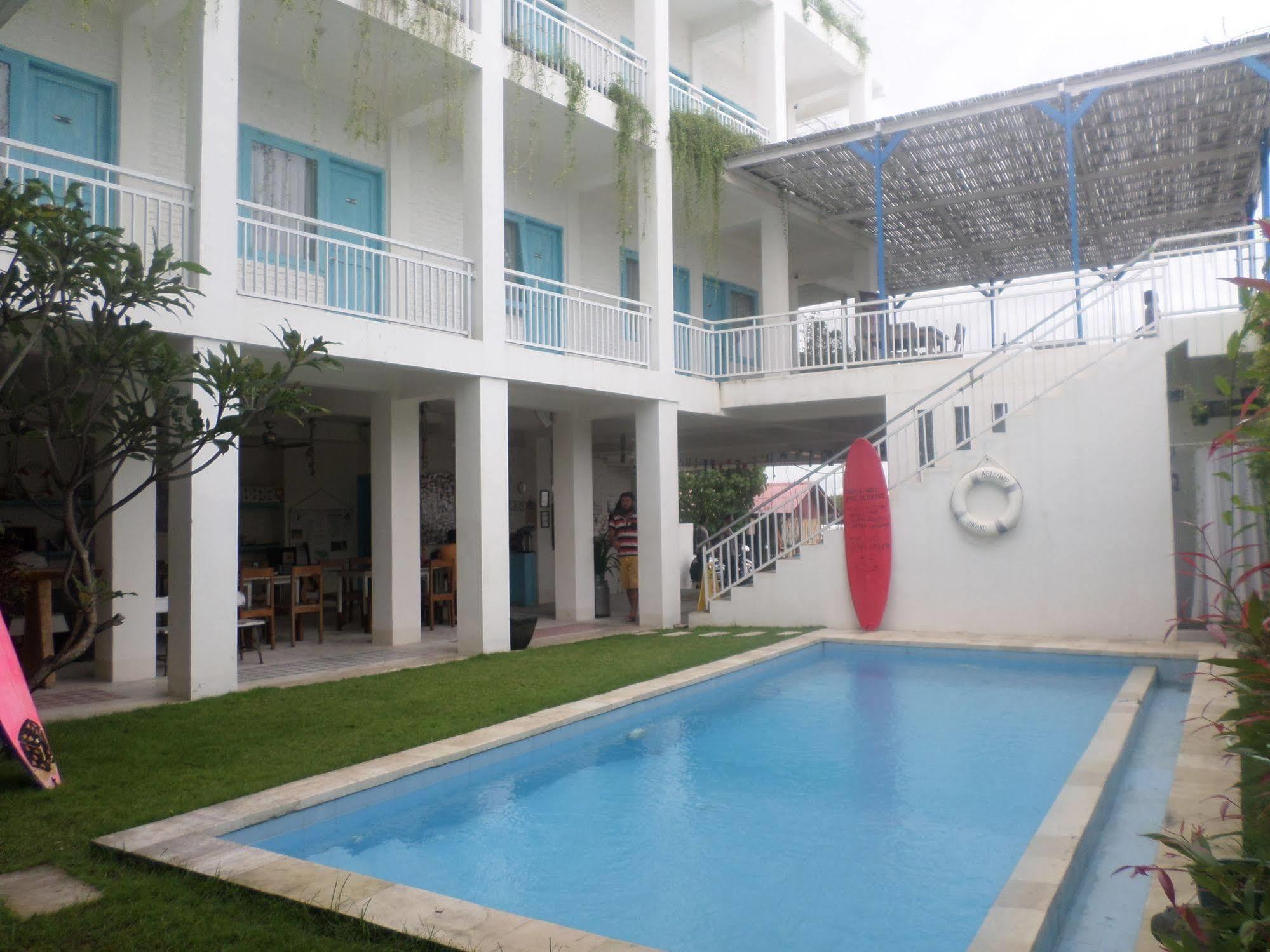 Paras Paros Marina Lodge Sanur Esterno foto